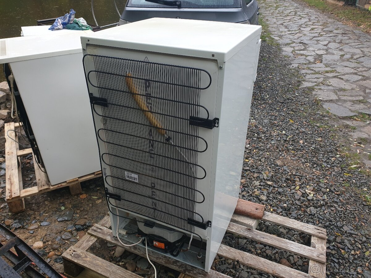 Lednička Zanussi - 5