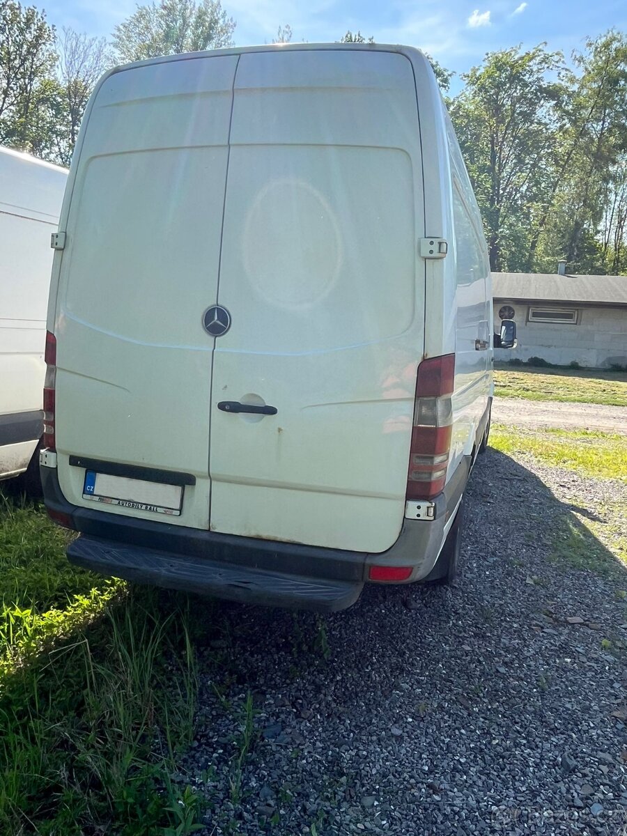 Mercedes Benz Sprinter 418 CDI chlaďák - 5