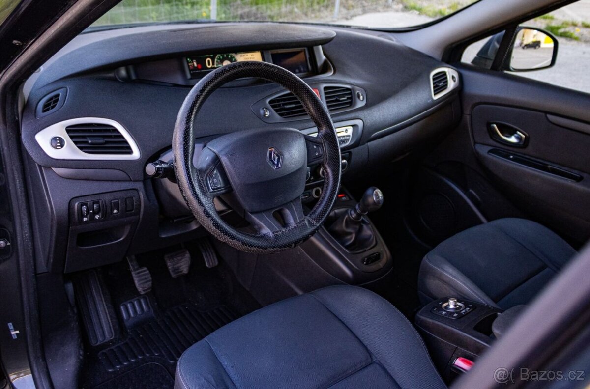 Renault Scénic 1.5 dCi 2011 - 5