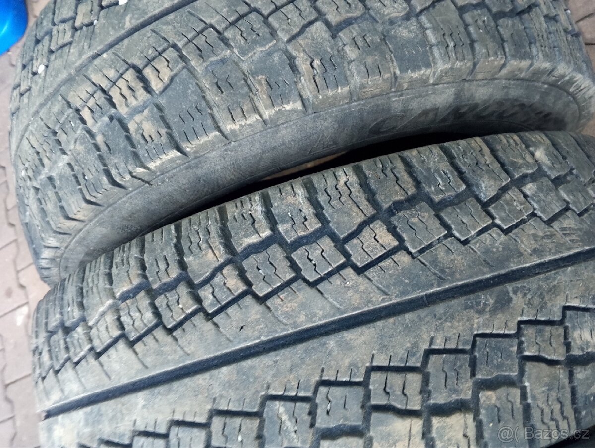 Pneu 235/65R16C - 5