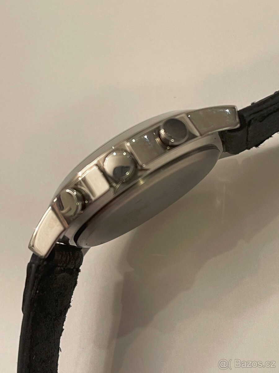 Chronograph Timex, 50m voděodolný, čiselník 4cm, kožený páse - 5