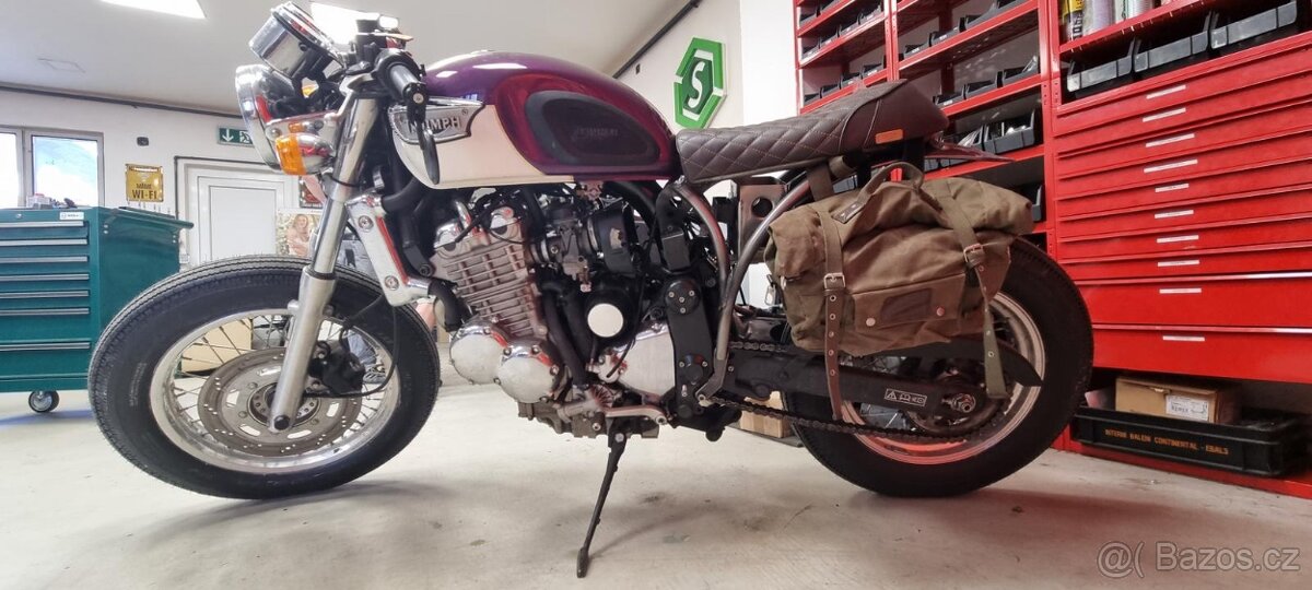 Triumph Adventurer Café racer - 5