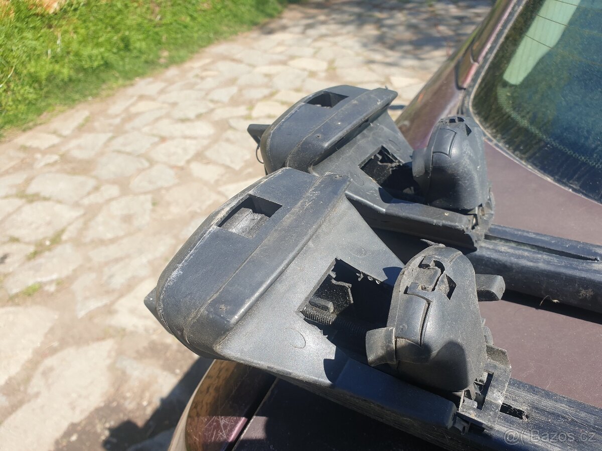 Příčníky Renault a Hakr - 5
