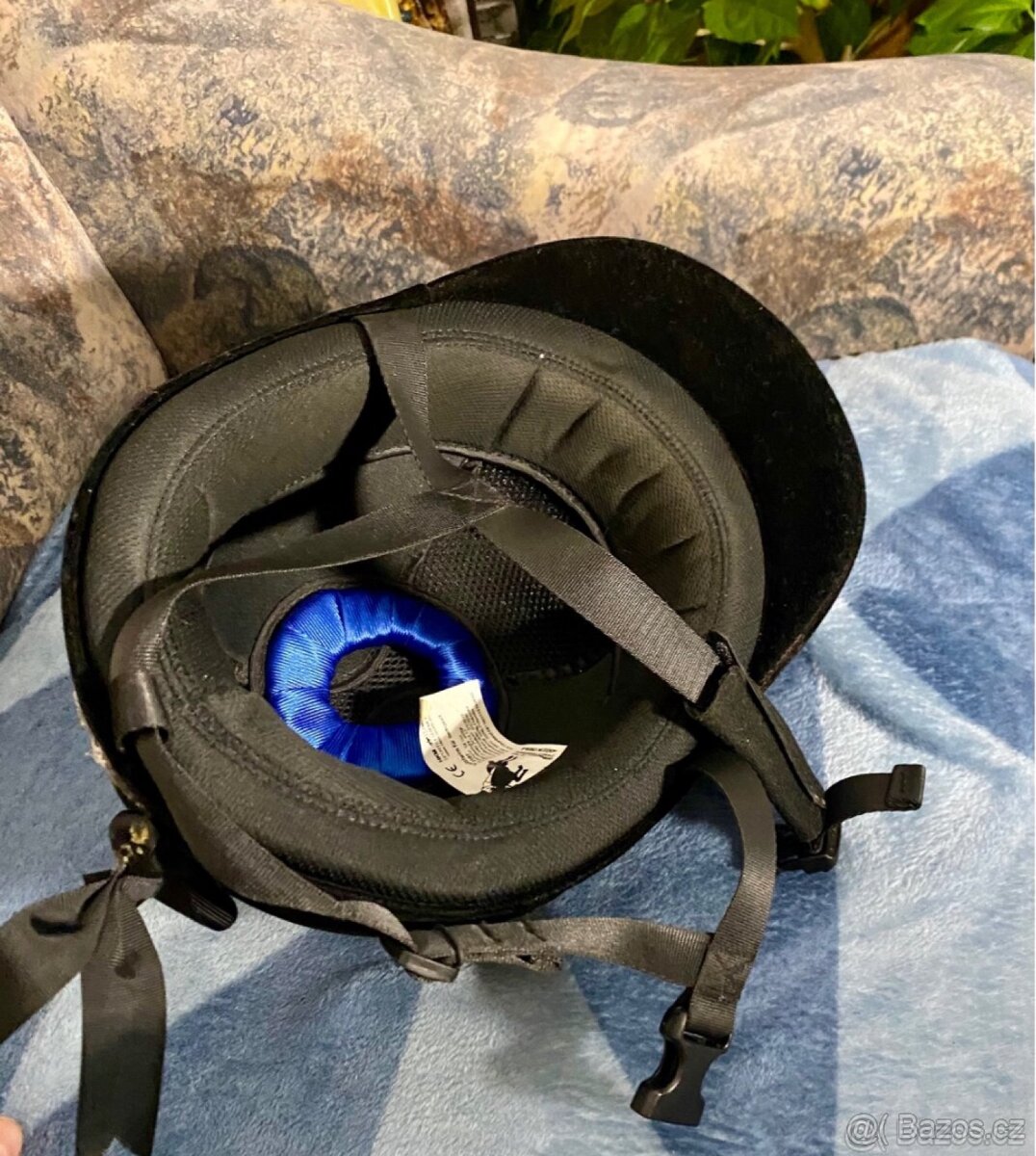 Helma pro žokeje - 5