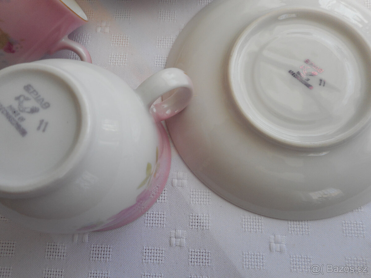 Hrnečky s podsálkem - 5