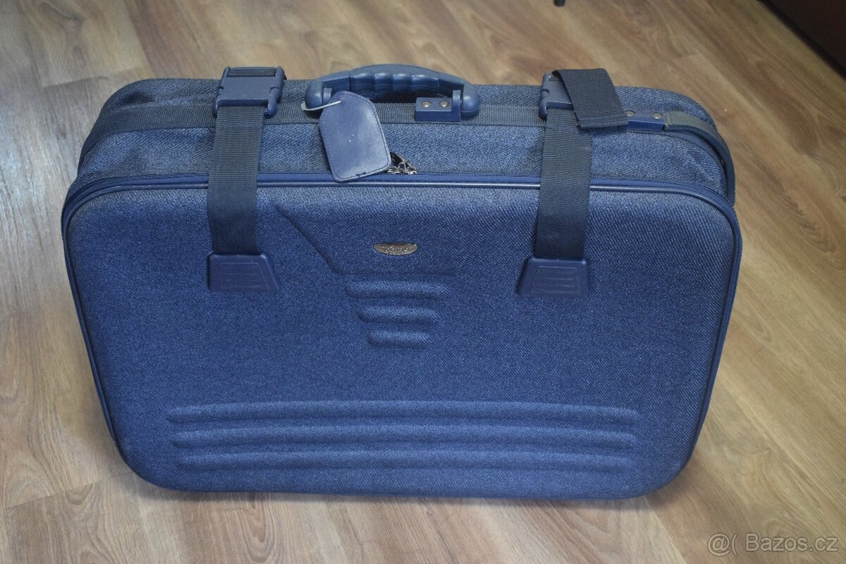 cestovní kufry,školní taška - 5