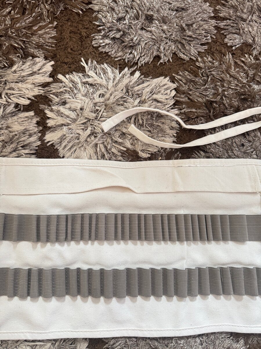 Obal/ pouzdro na štětce Maybeline - 5