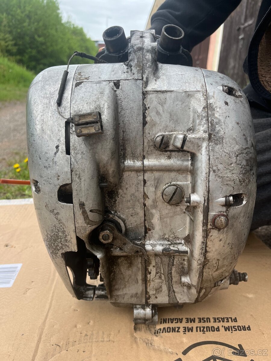 Čz 150c motor - 5