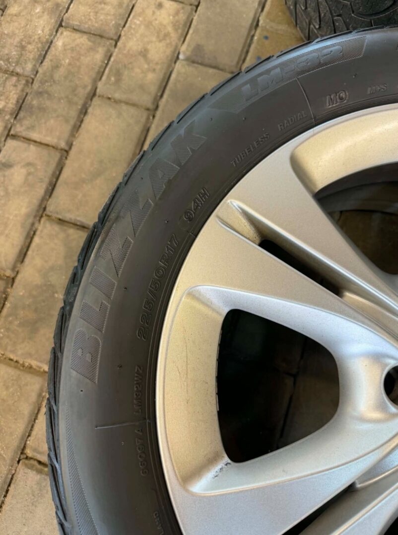 Disky s Pneu 225/50/R17 - 5