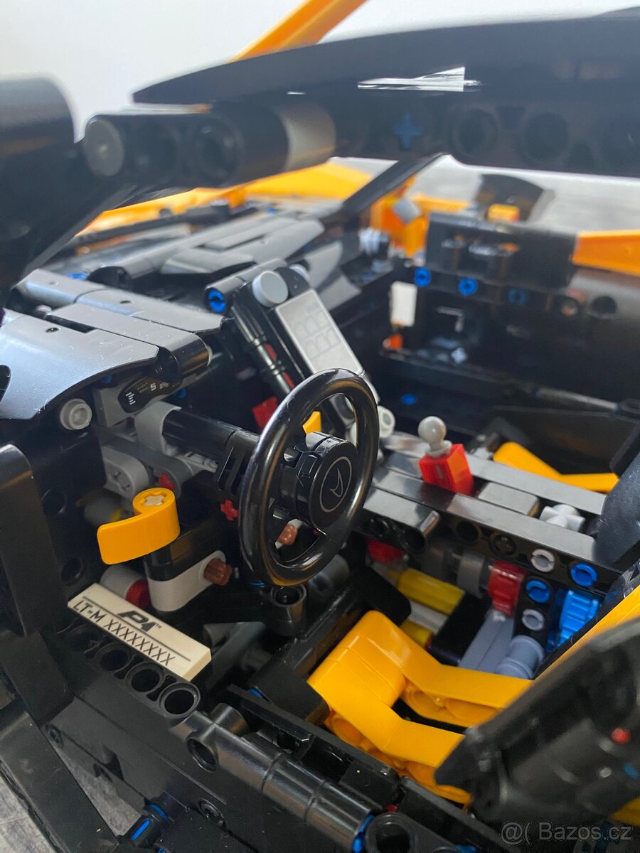LEGO McLaren P1 - 5
