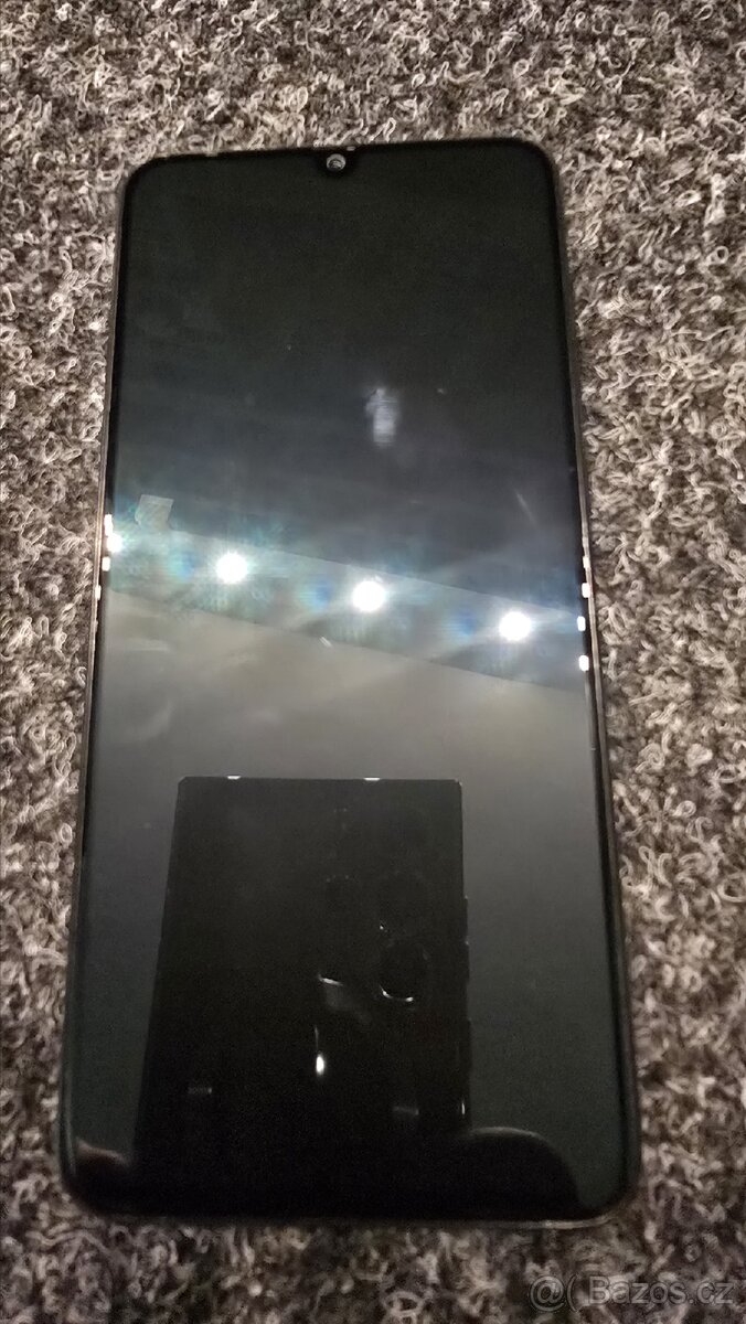 Samsung Galaxy A70 - 5