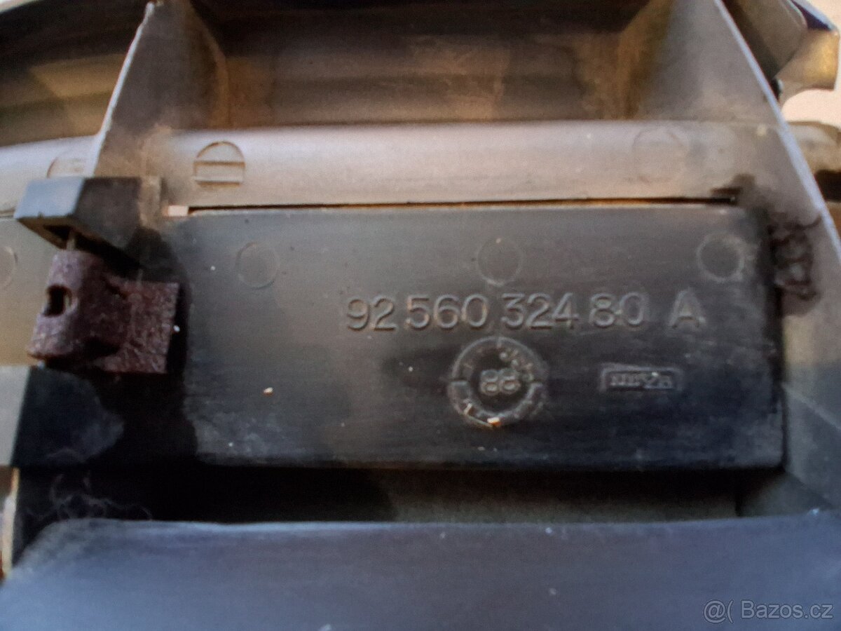 Peugeot 405 př. maska - 5
