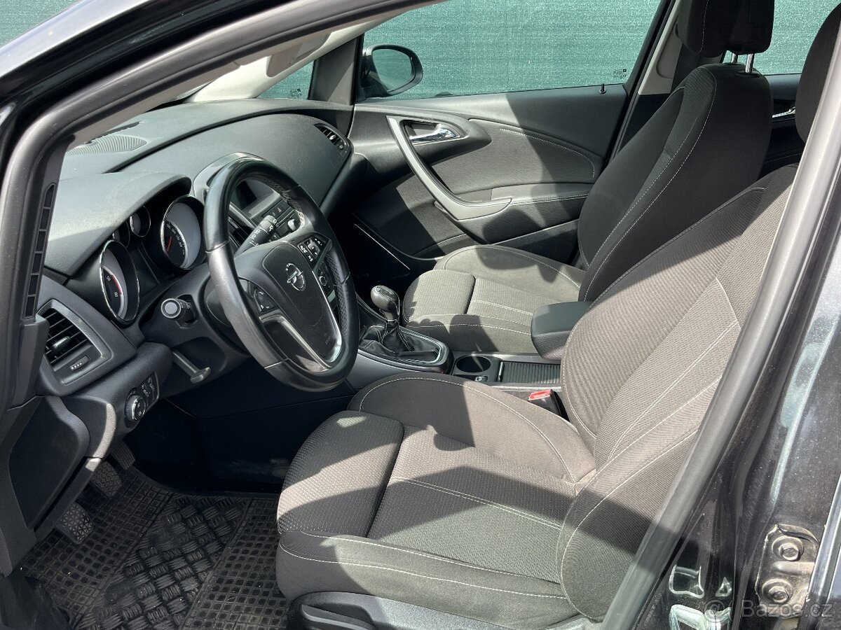 PRODÁM OPEL ASTRA KOMBI 1.7 CDTI - 5