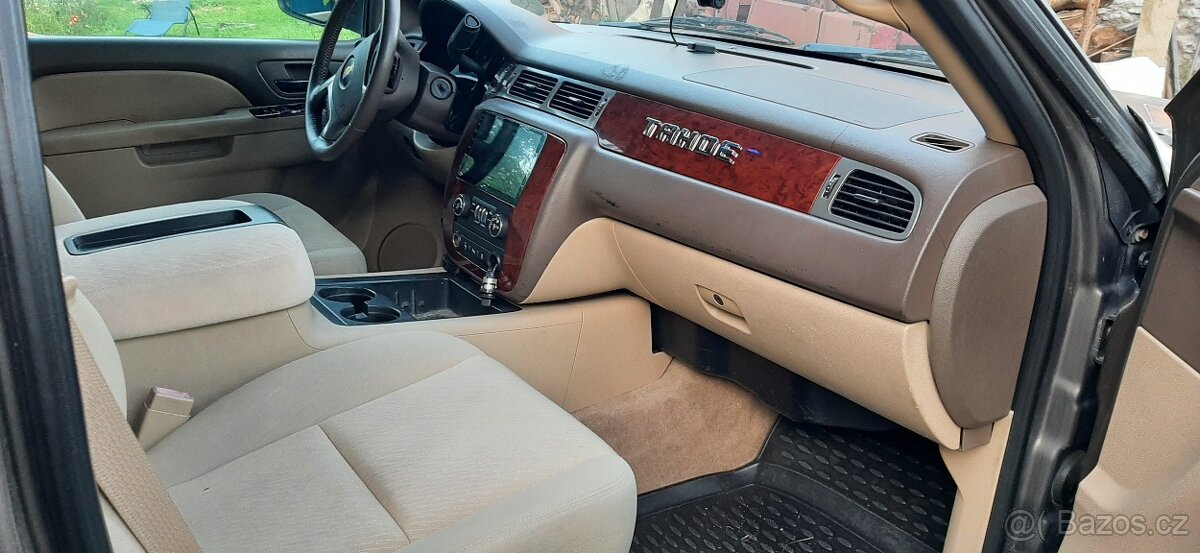 Chevrolet tahoe 4x4 5,3l vortec 2012r