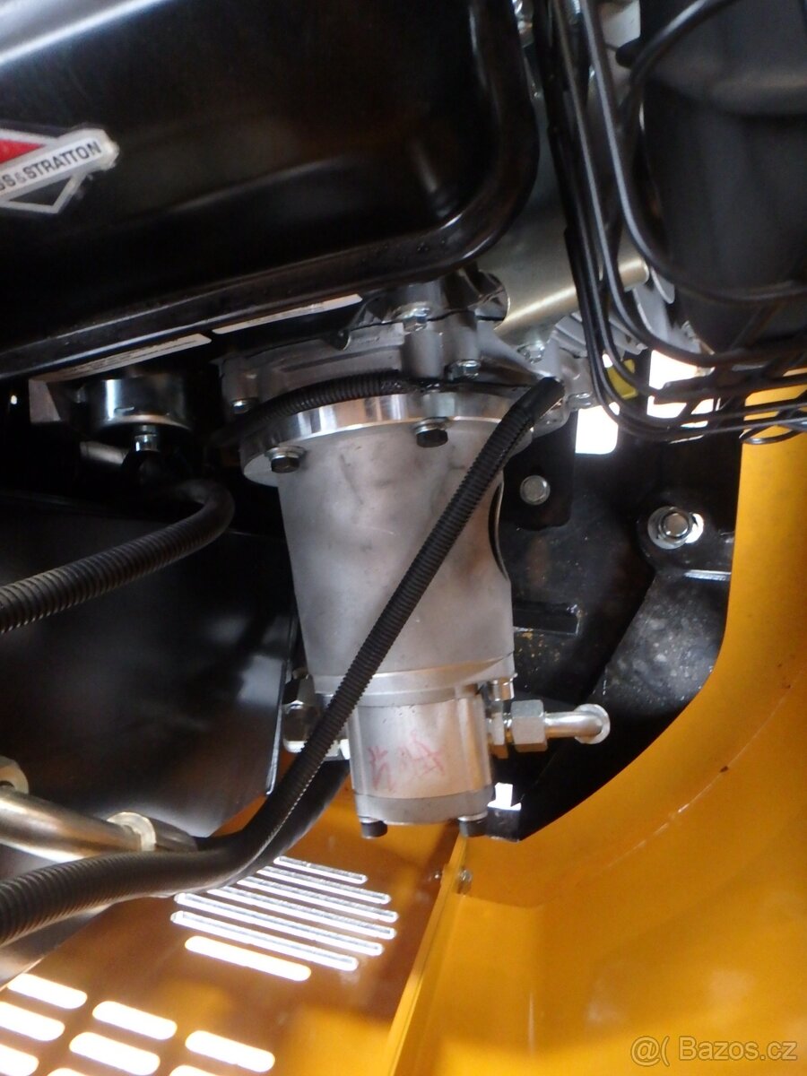 Minibagr HT10 - 1000kg - 5