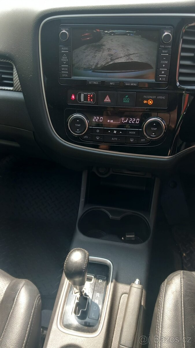 Mitsubishi OUT III 2.2DID 4N14 aut 110kw r.v.2014 - 5