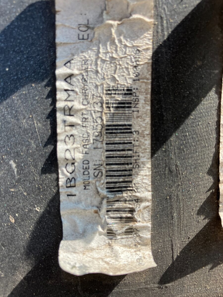 Nárazník Chrysler Town-country - 5