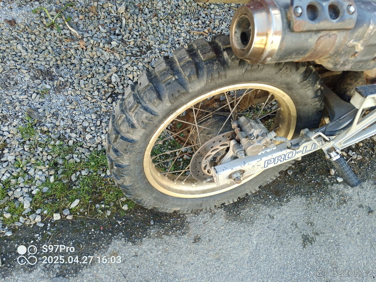 Honda Dominátor