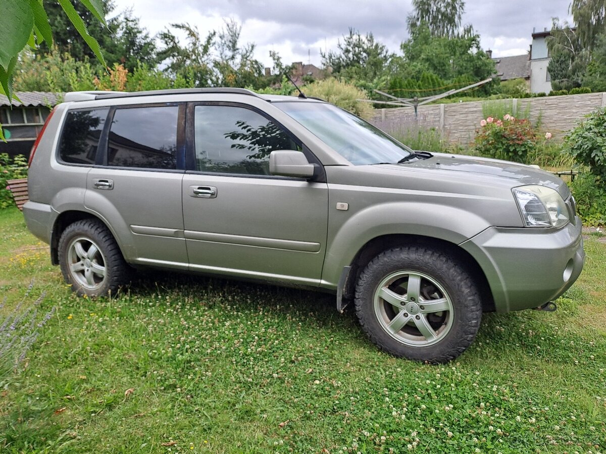 Nissan x-trail 4x4, 2.2 dci 100kw model 2005 bez koroze - 5