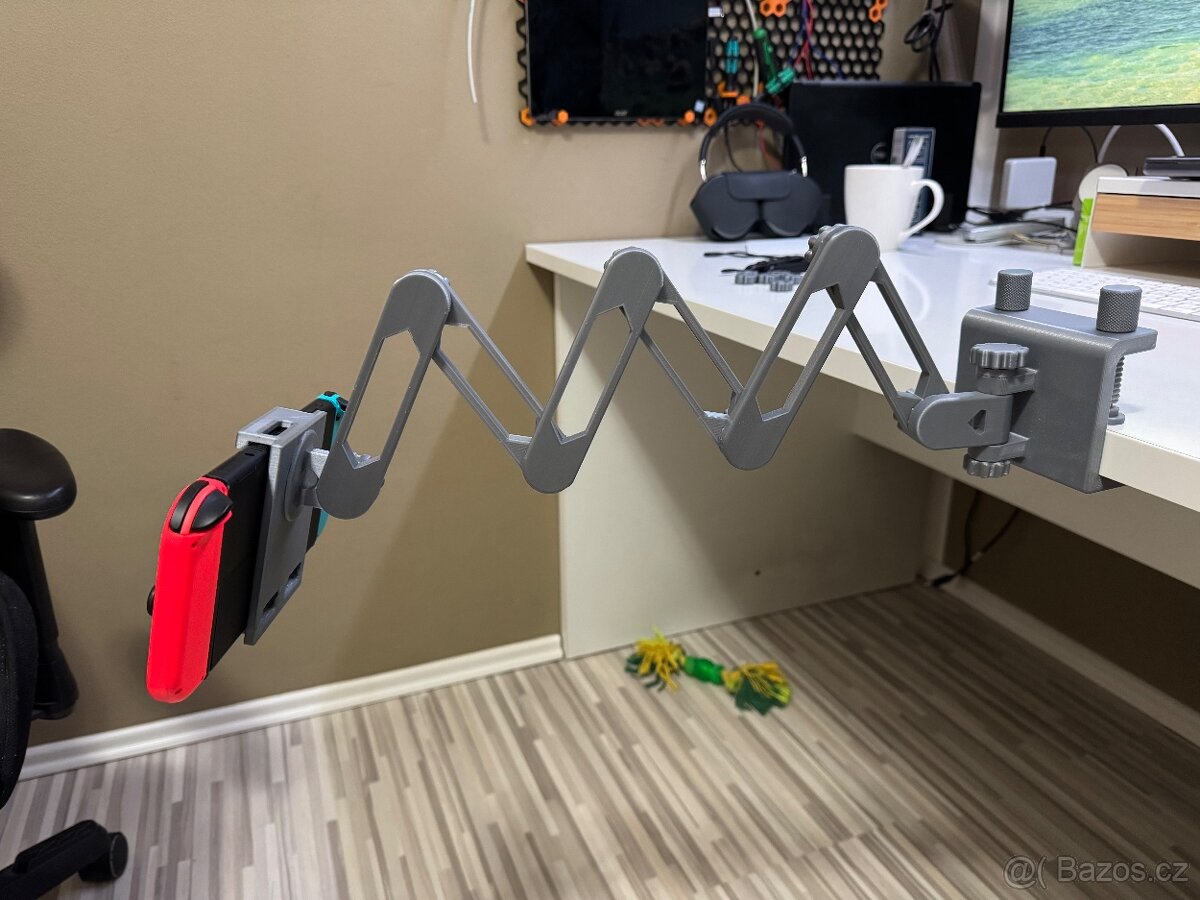 Nintendo Switch OLED 64GB s příslušenstvím a pouzdry - 5