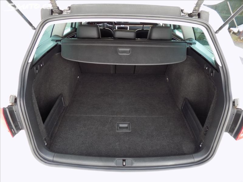 Volkswagen Passat VARIANT 2,0 TDI Highline/DSG/Kůže/ 8/2011, - 5