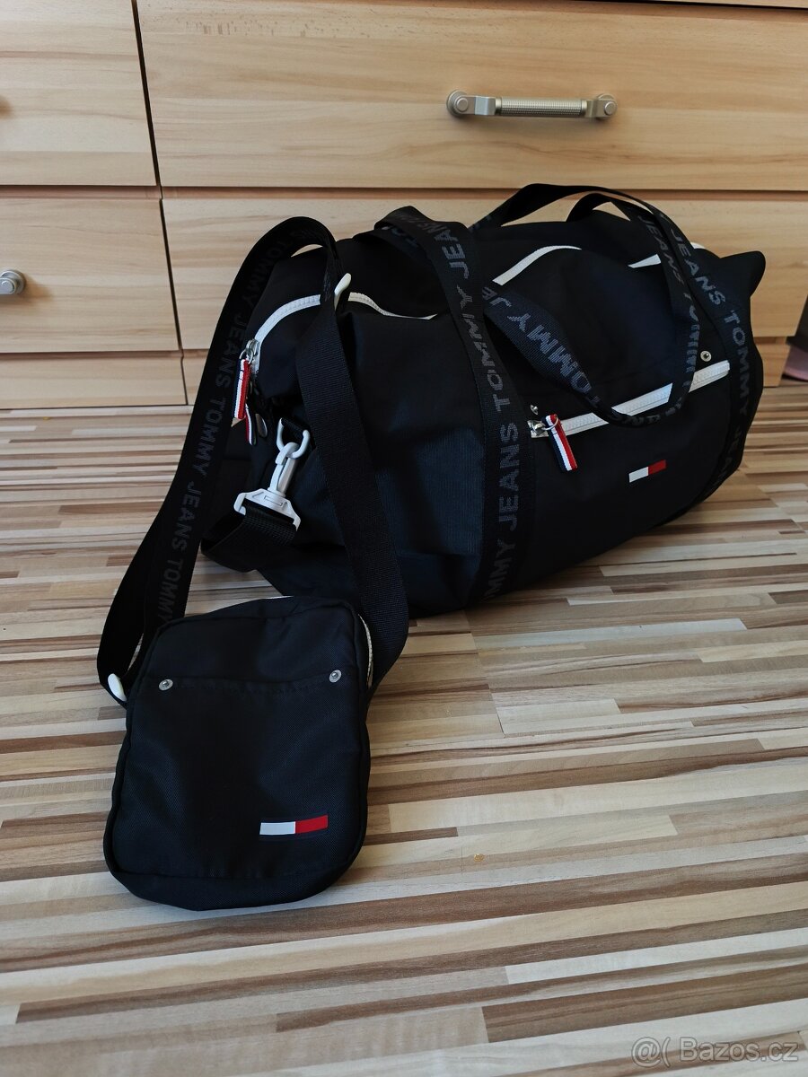 SPORTOVNÍ/CESTOVNÍ TAŠKA | ČERNÁ | TOMMY JEANS - 5