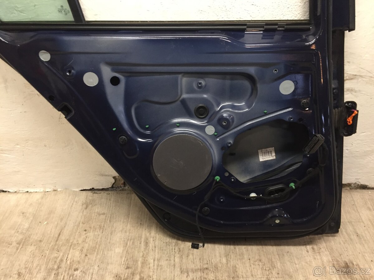 VW GOLF 5 2003-2008 - LEVÉ ZADNÍ DVEŘE MODRÉ LA5G - 5
