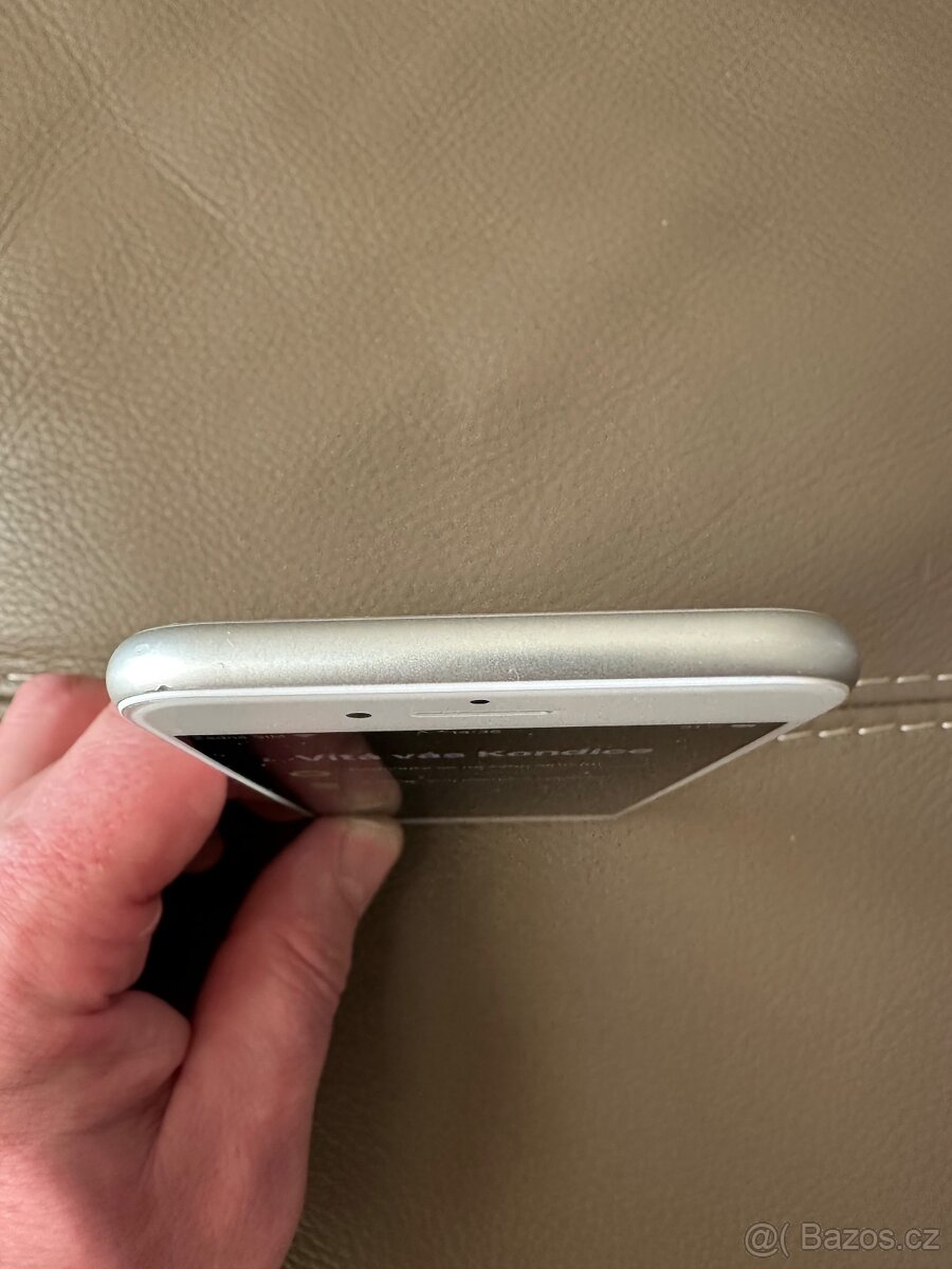 iPhone 8 256GB Silver - 5