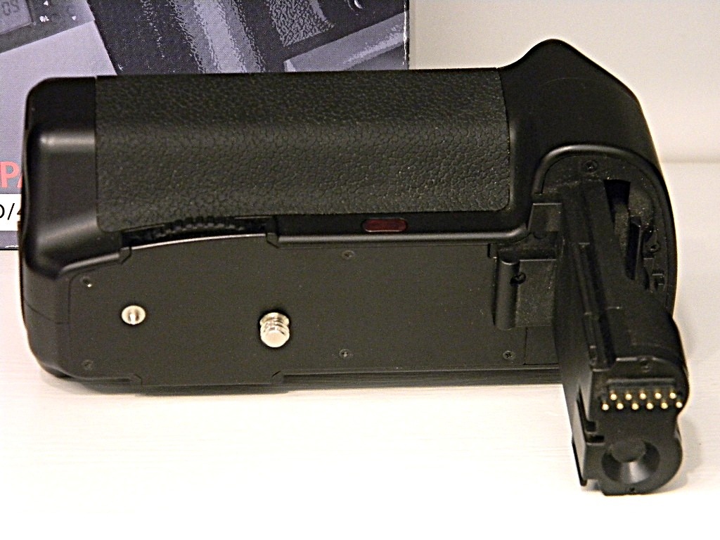 Battery grip Meike MK-50DL - pro Canon 30D,40D,50D - 5