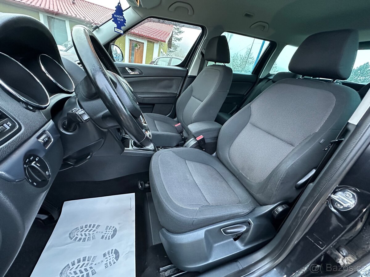 Škoda Yeti 2.0tdi TOP STAV SERVISKA - 5