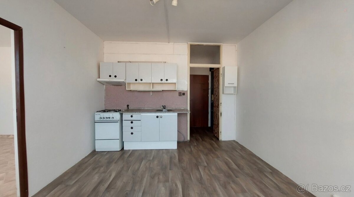 Pronájem bytu 1+1, ul. SNP, Jirkov - 5