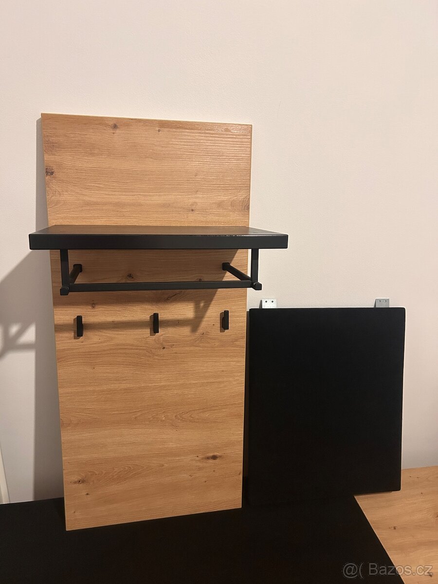 Předsíňová stěna - 5