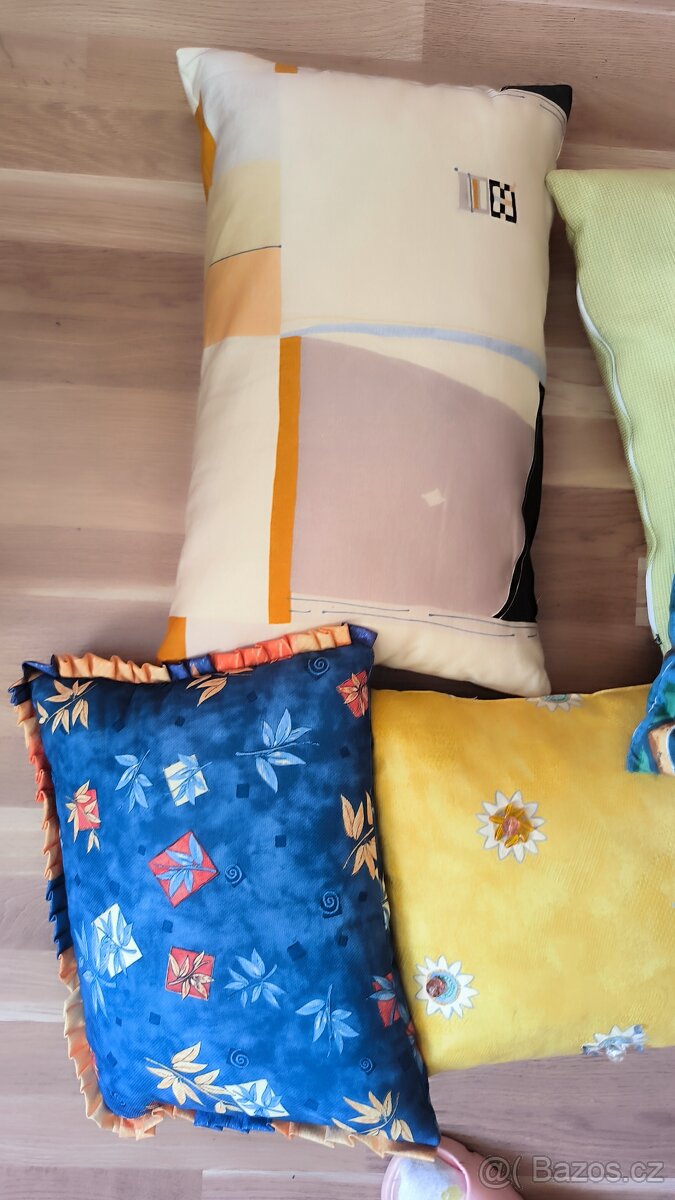 Mix dekoracnich polstaru - 5