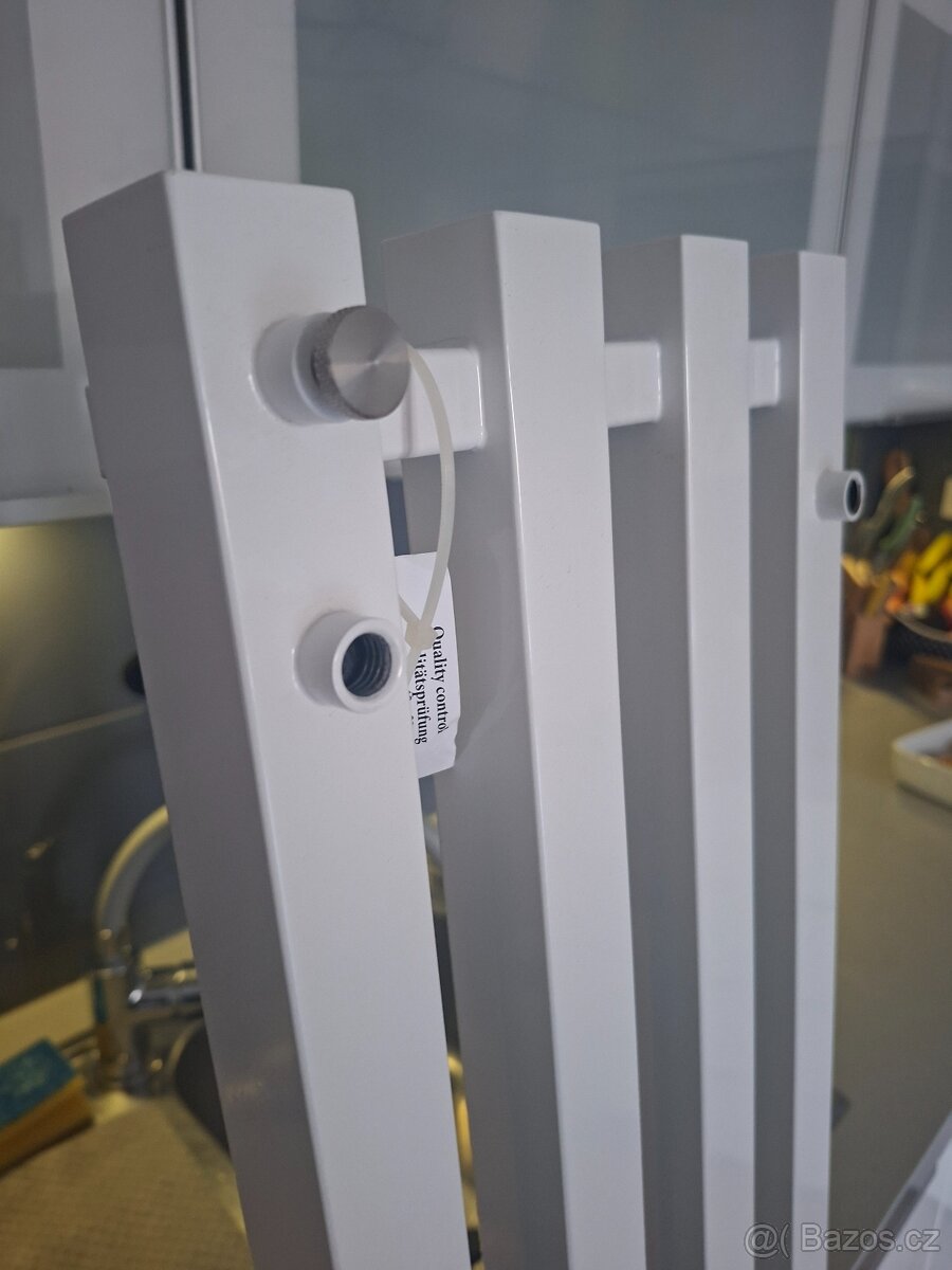 Radiátor PMH Pluto 245 x 1500 mm P2/4 - 5