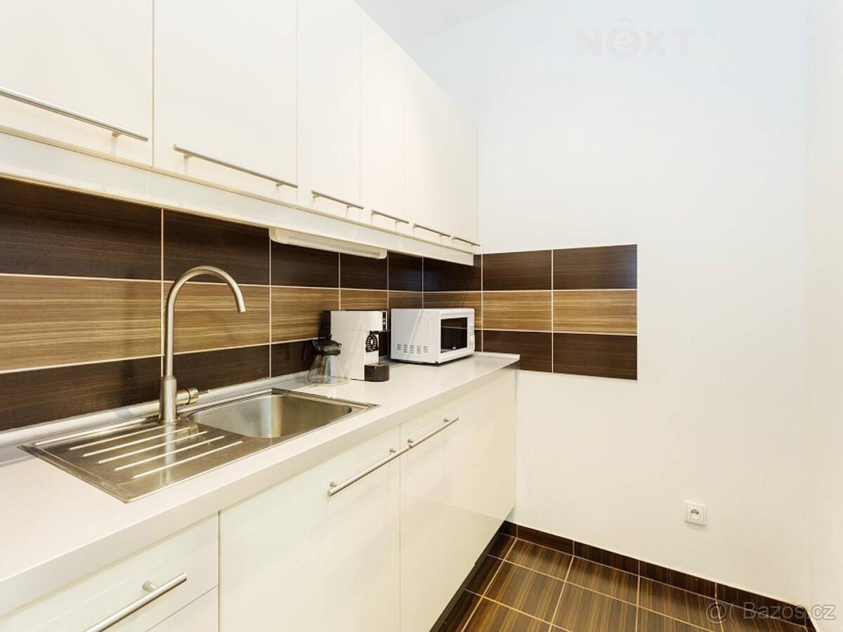 Pronájem komerční Kanceláře, 17㎡ - 5