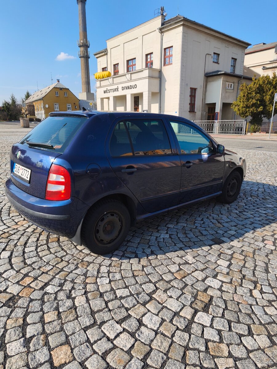 Skoda fabia 1.2 - 5