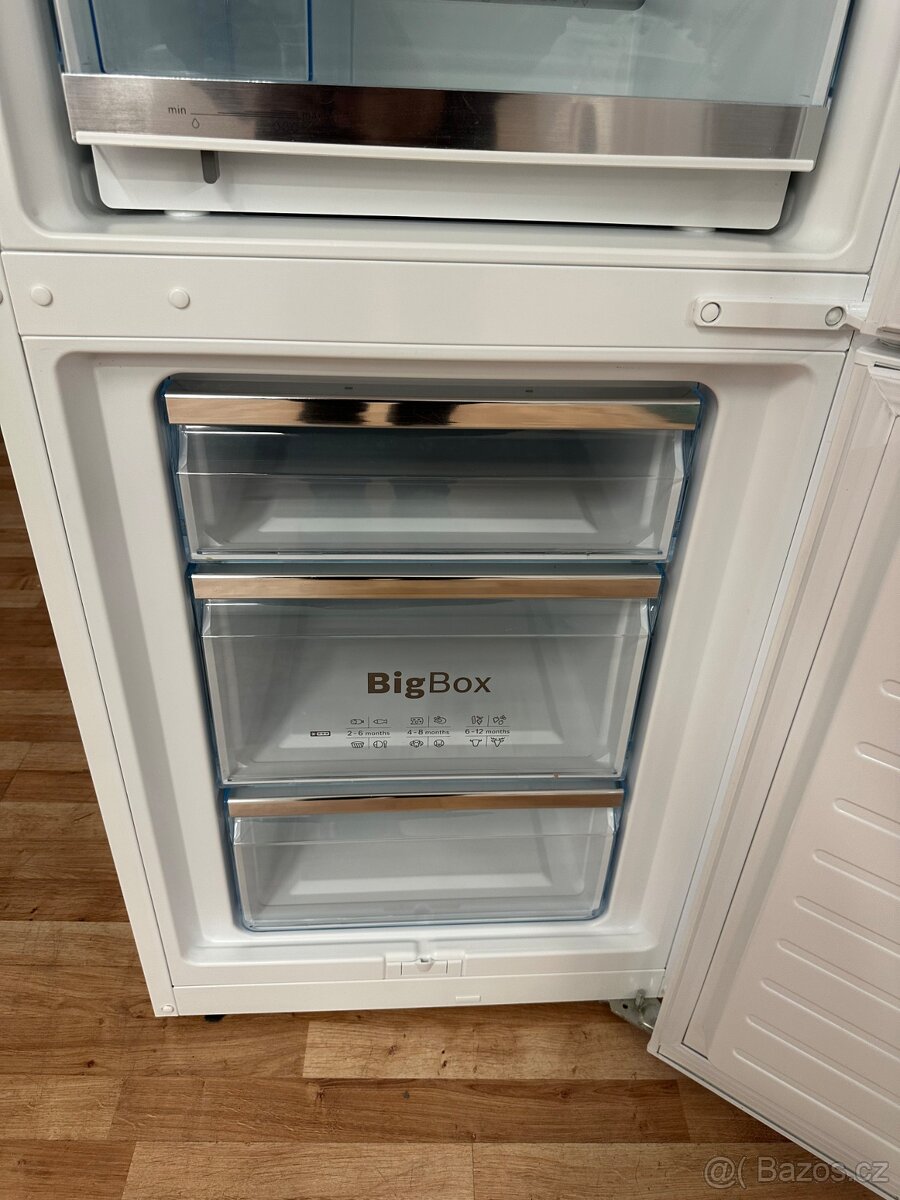 Lednice s mrazákem Bosch (104) - 5