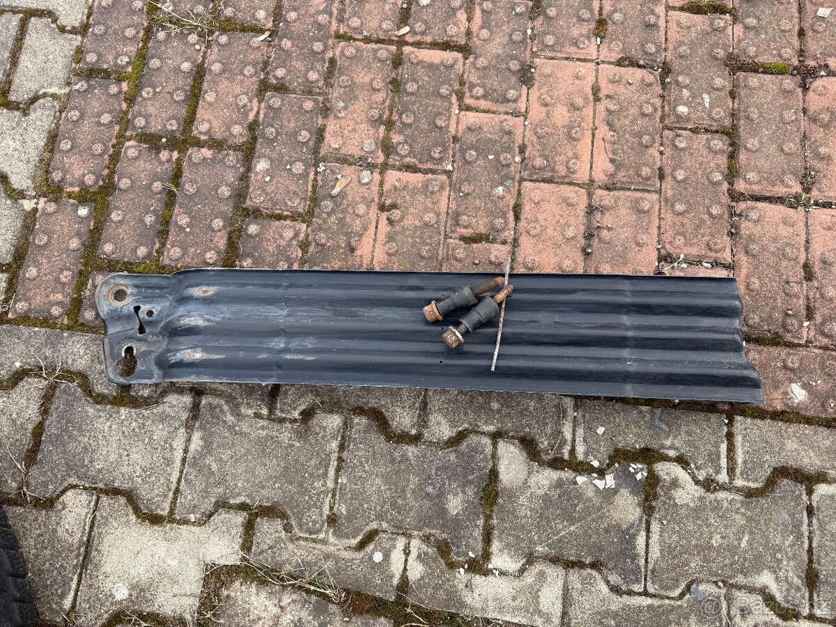 SET Rezerva R17 -Držák-hever-VW Multivan T5 T6-T6. - 5