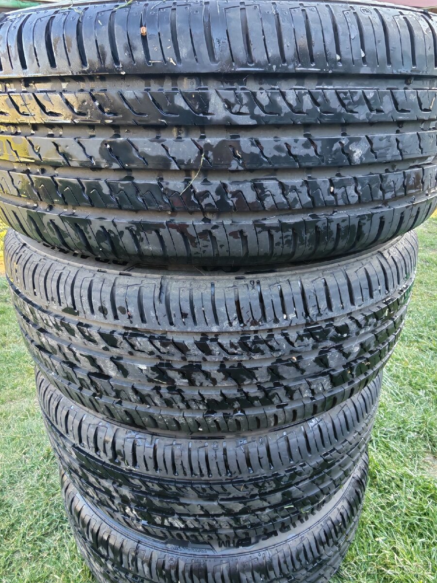 Letní sada 205/55/17 originál Mazda - 5