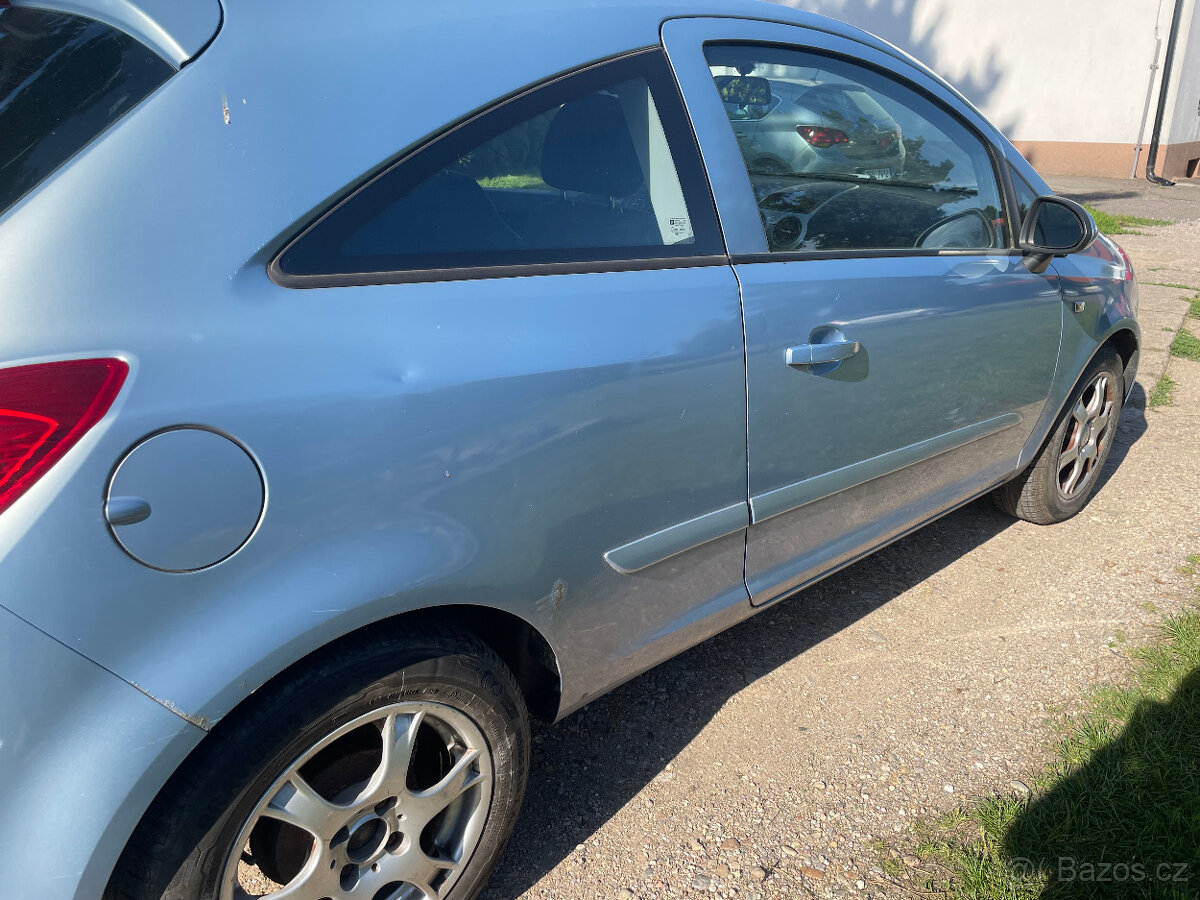 Opel Corsa D 1,2 16V - 5