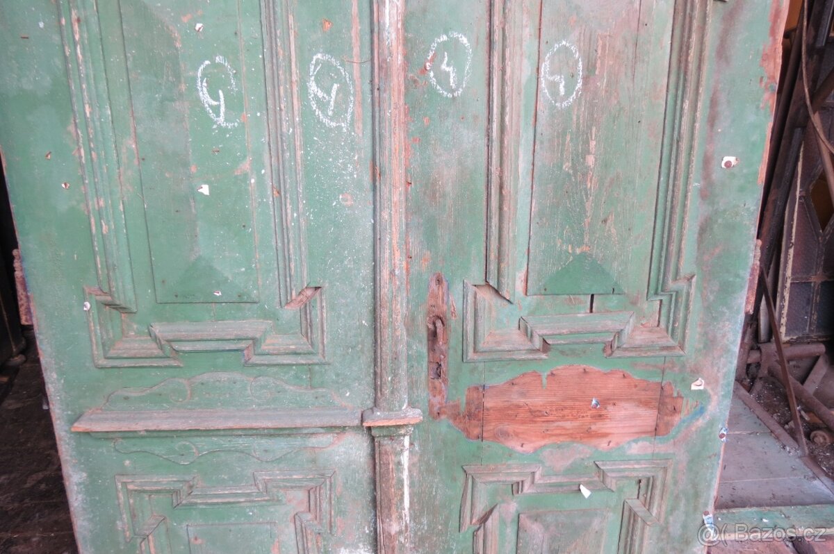 4/ Staré vchodové dveře - 5