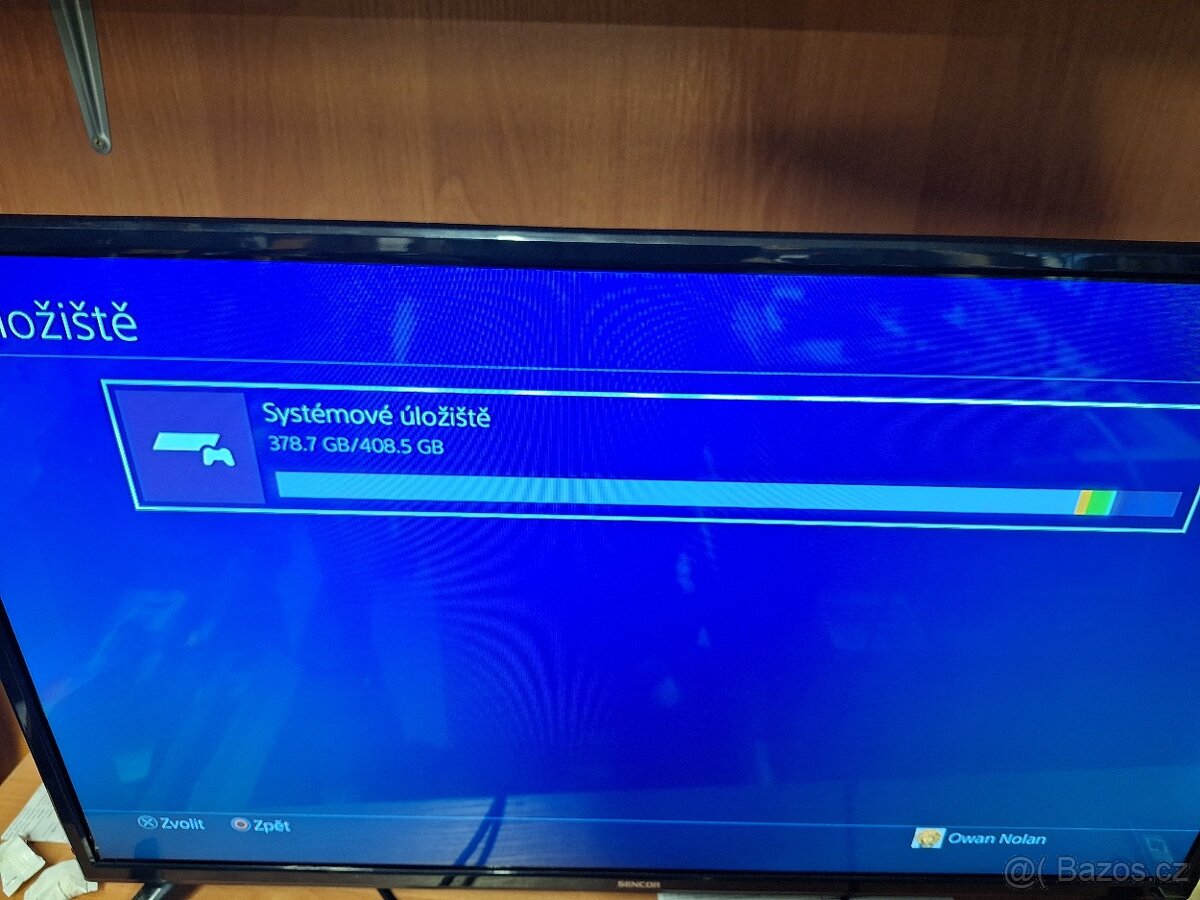 PlayStation 4 Slim 500GB,2 x ovládač - 5