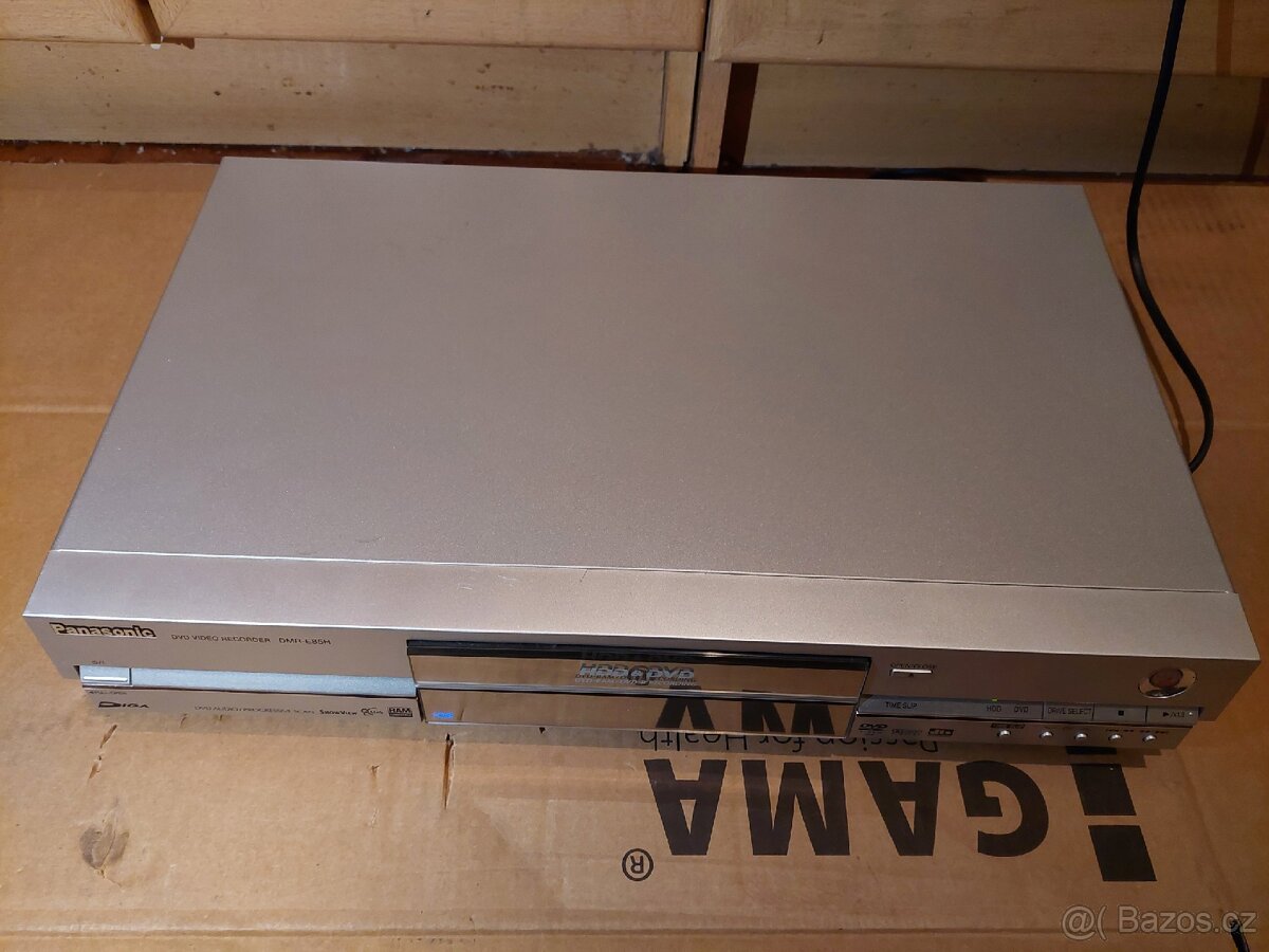 DVD přehrávač Panasonic DMR E85H - 5