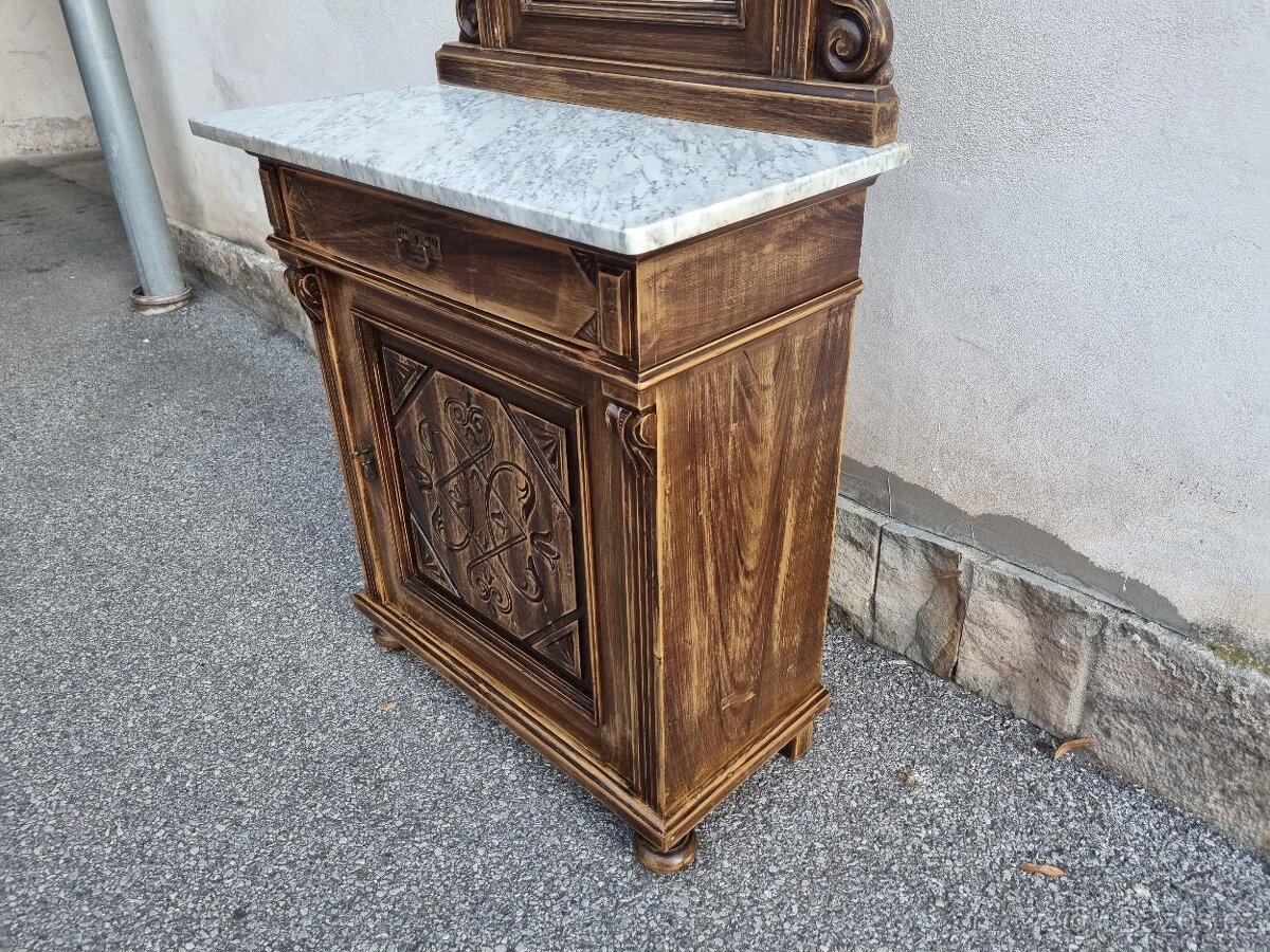 KRÁSNÁ STARÁ KOMODA SE ZRCADLEM - 5