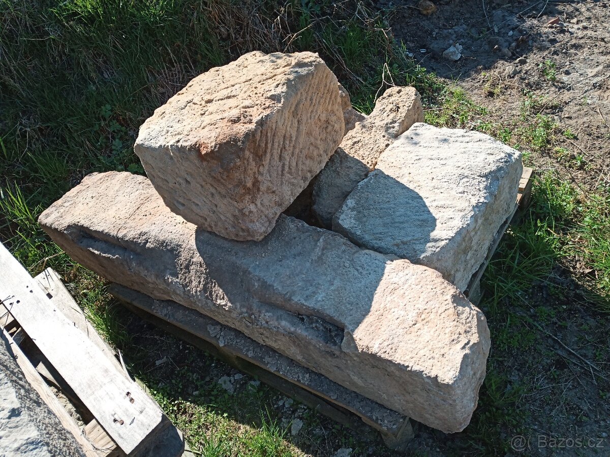 Pískovce Štuky - parapety, prahy, komín průlez, kolo - 5