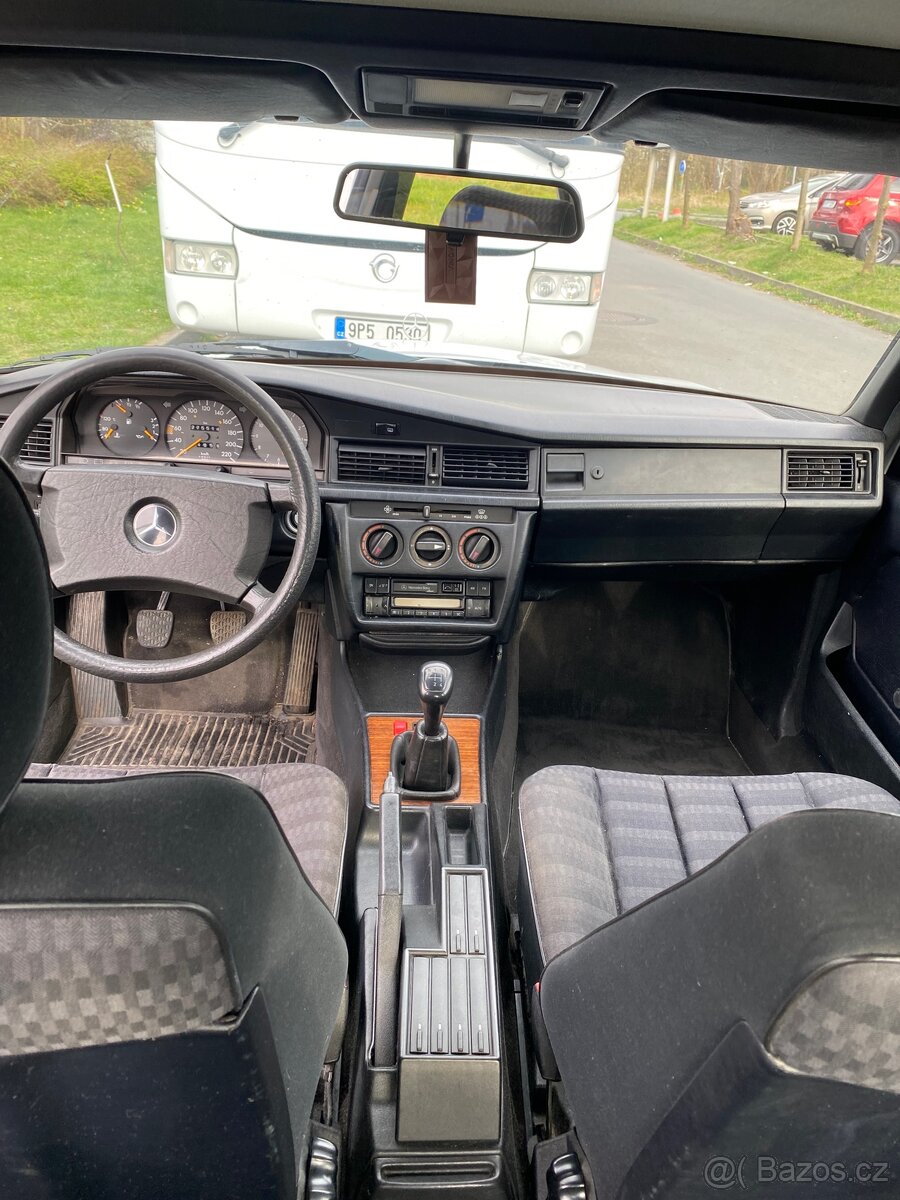Mercedes w201 190e, r.v.1991 - 5