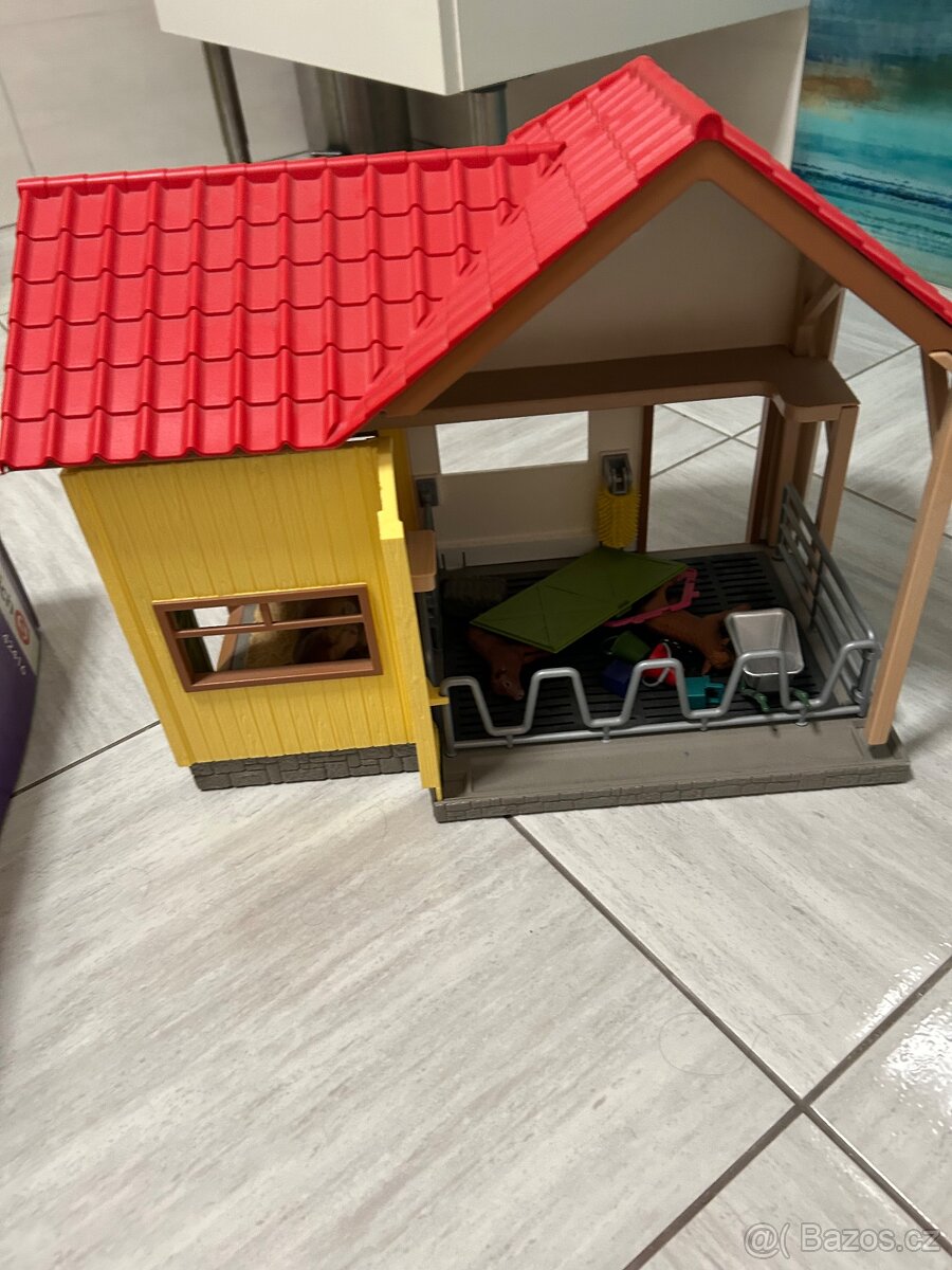 Schleich staje, dum - 5