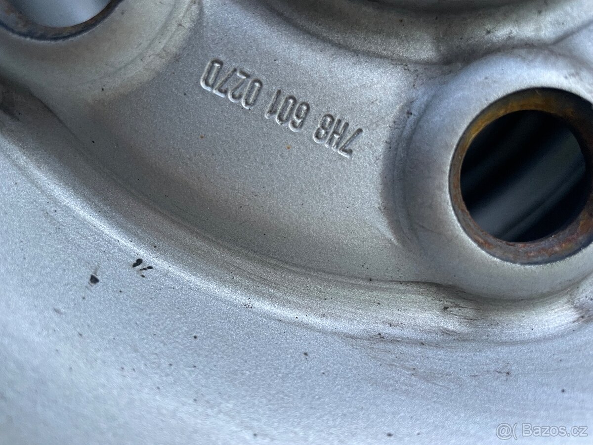 Kola transporter t5 - 5