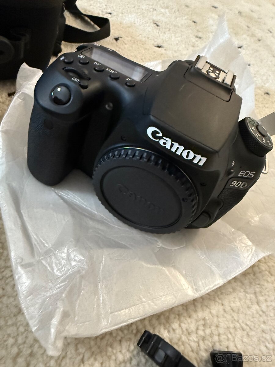 Canon EOS 90D - 5