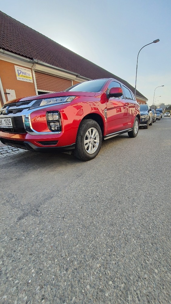 Mitsubishi ASX - 5